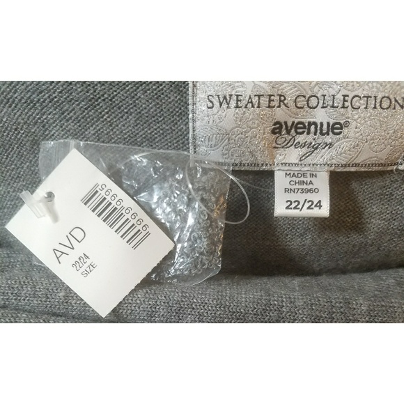 NEW Avenue Size 22/24 Gray Cable Knit Sweater - Picture 3 of 4